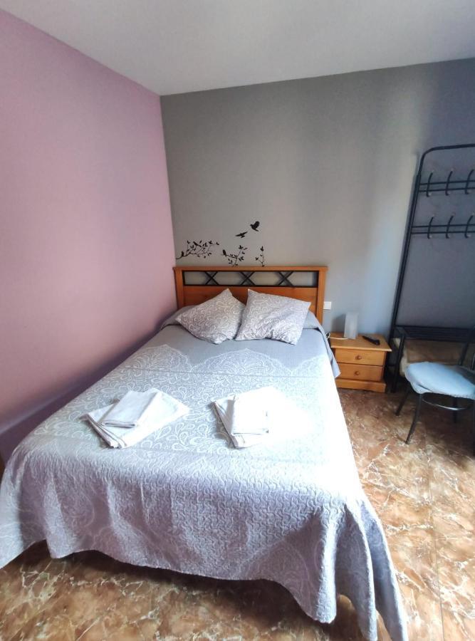 Hostal El Bodegon Ateca Exterior photo